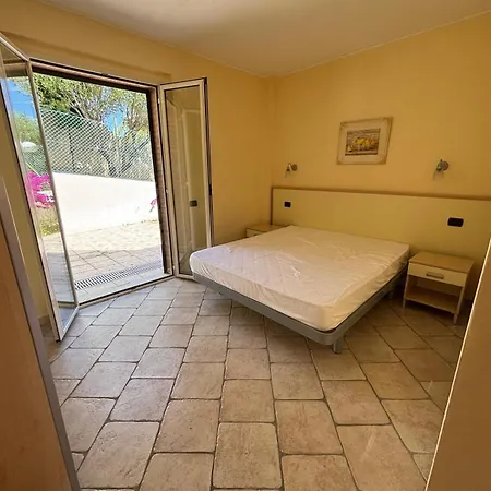 Il Borgo 36 Торторето